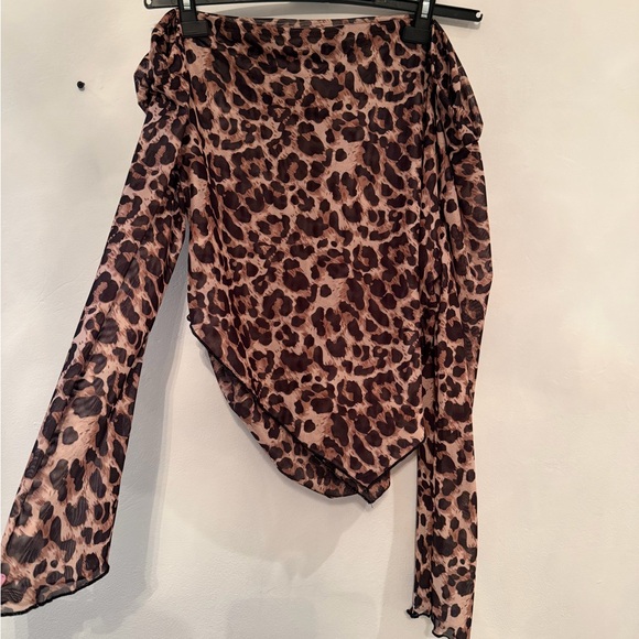 SHEIN BAE Plus Size Women Leopard Print Asymmetrical Neck Top - 2XL - Picture 3 of 3